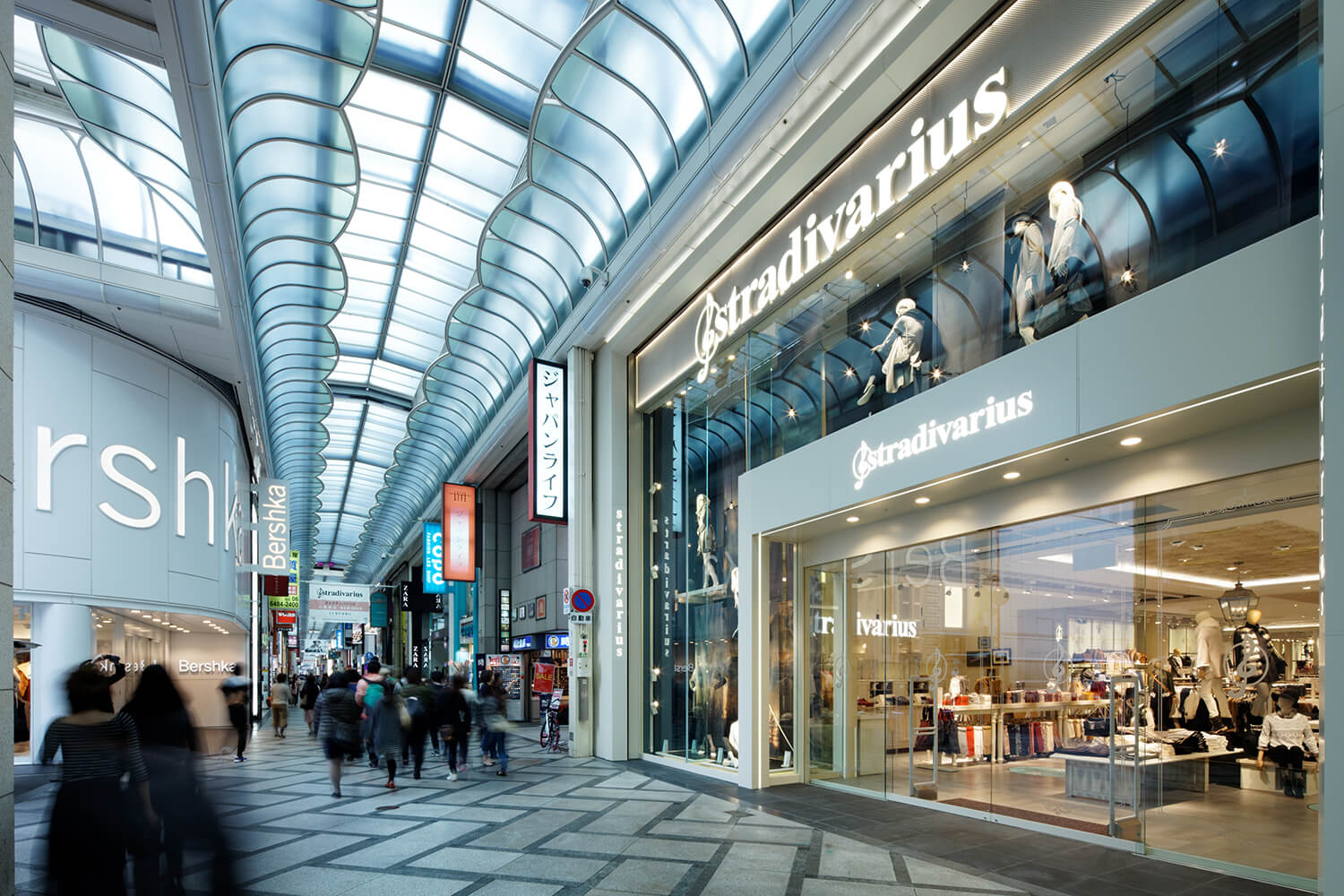 STRADIVARIUS flagship store, Osaka.